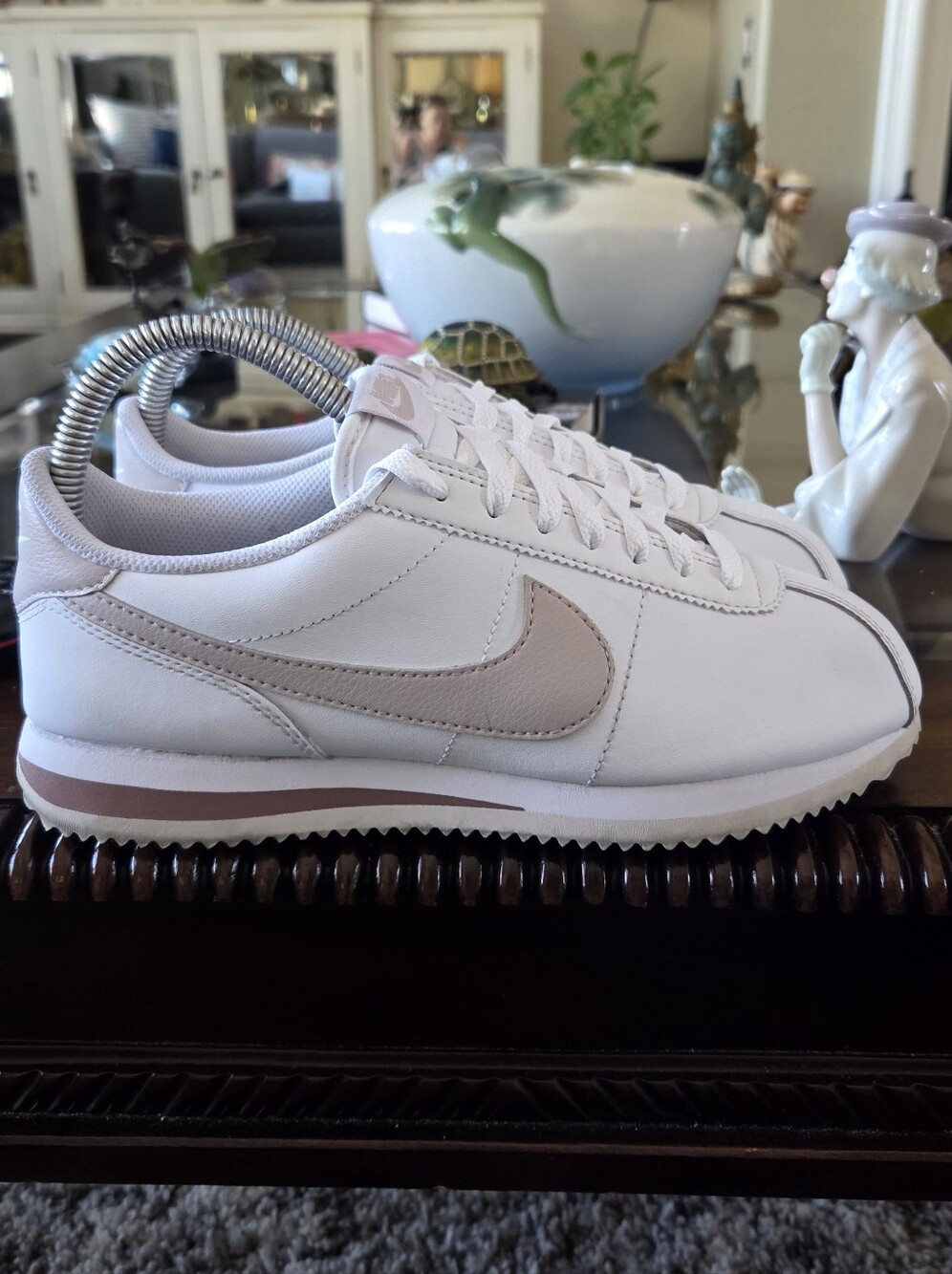 Nike Women’s Classic Cortez Leather Sneakers - White/Pale Pink